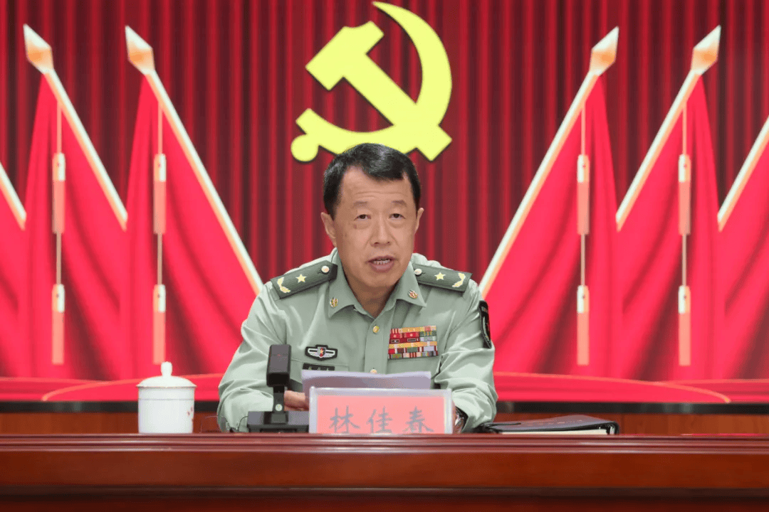 皇冠信用登1_湖南省军区司令员调整