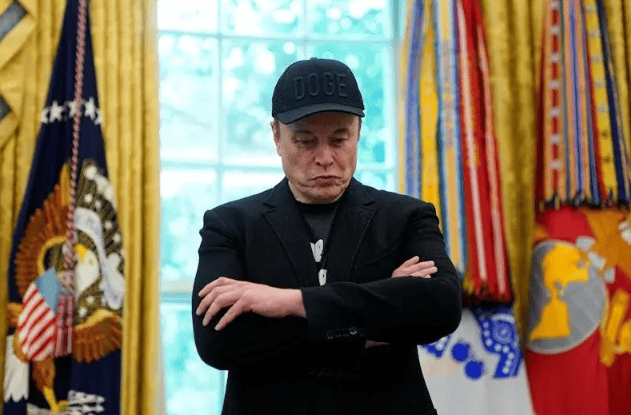 皇冠信用网会员账号_痛骂特朗普忘恩负义后皇冠信用网会员账号，马斯克预感自己下场不妙，后悔来不及了