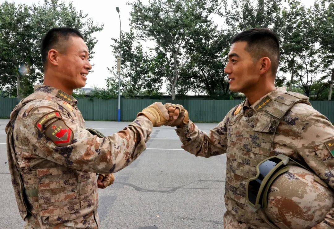 电竞足球-42H GG联赛(2 × 4分钟)_此时此刻的天安门广场