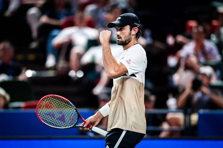 皇冠信用网代理流程_遗憾止步半决赛皇冠信用网代理流程，德约科维奇结束上海大师赛之旅