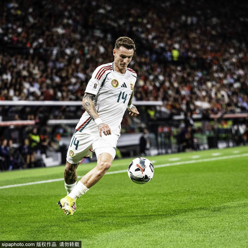 皇冠信用盘注册开户_世预赛-C罗双响独享射手王索博绝平 葡萄牙2-2匈牙利