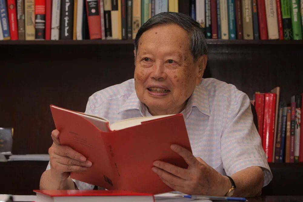 皇冠信用網代理如何申请_“大先生”千古皇冠信用網代理如何申请，杨振宁的一生