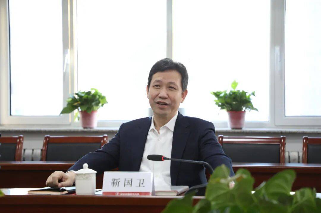 皇冠信用网庄家
_辽宁省委常委、宣传部部长靳国卫任甘肃省委常委、省纪委书记