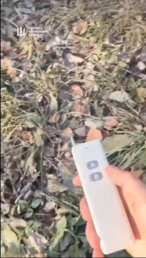 那不勒斯 vs 法兰克福
_炸榛树导弹那不勒斯 vs 法兰克福
,炸莫斯科,炸俄军上校,乌克兰豁出去,不怕被核打击