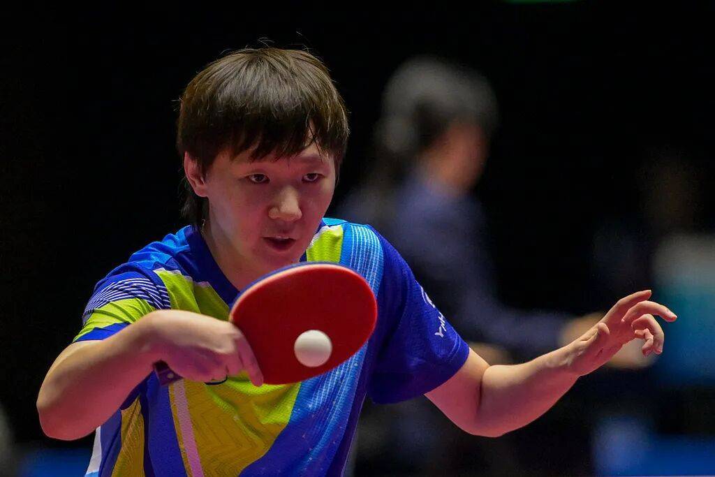 皇冠信用网APP下载_王曼昱战胜王艺迪晋级全运会女单半决赛皇冠信用网APP下载，下一场对决陈梦