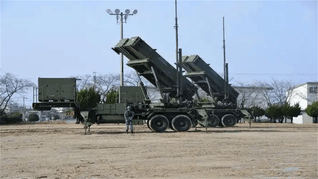 皇冠信用網申请条件_两栖攻击舰群准备就绪皇冠信用網申请条件！南海舰队公开动员：如果战斗今夜打响