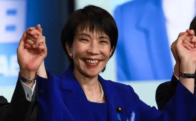 皇冠信用盘哪里申请_日本防卫大臣突然反水！公开打脸首相高市皇冠信用盘哪里申请，无核三原则动不得真相！解放军划下禁区，中方直接把话挑明