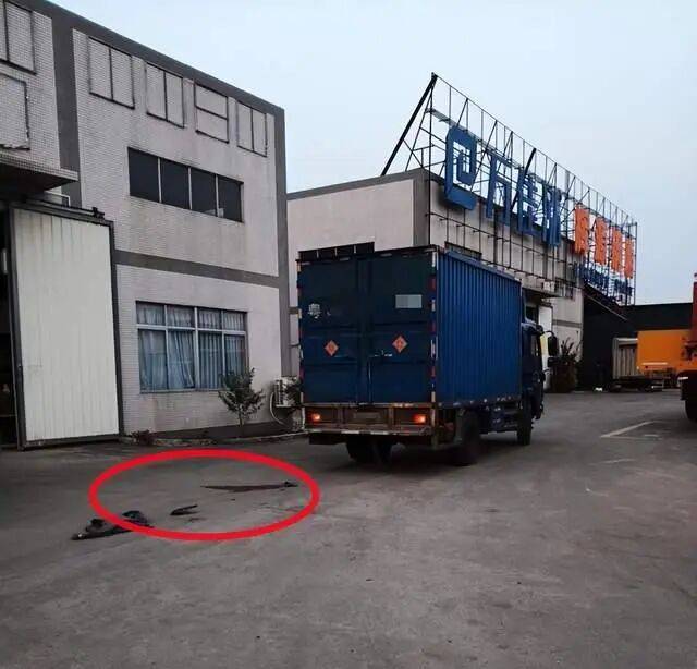 皇冠信用网站_阳江95岁老翁车祸住院3月去世皇冠信用网站，鉴定称自身因素系死亡主因；司机被判一年两个月不断申诉，广东高院：量刑明显不当将再审