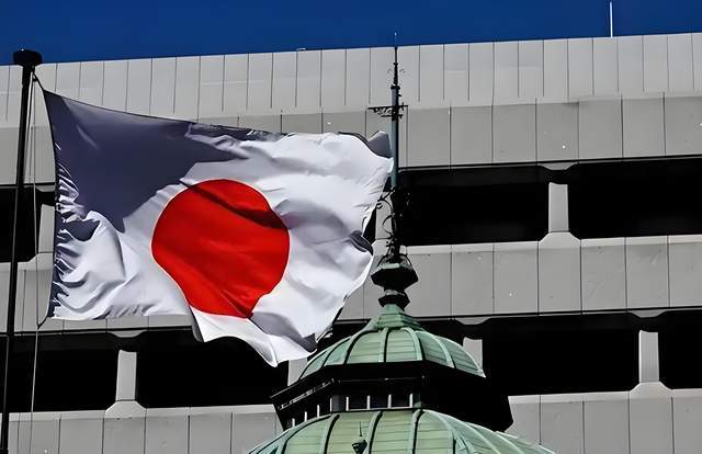 皇冠信用网站_中日交锋正酣皇冠信用网站，马来西亚突然动手！14名日本人落网，细节太解气