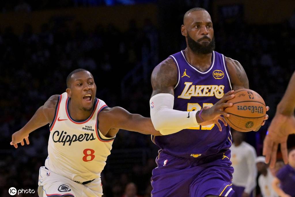 皇冠信用最新地址_东契奇43+13+9老詹25分 哈登29+9湖人胜快船