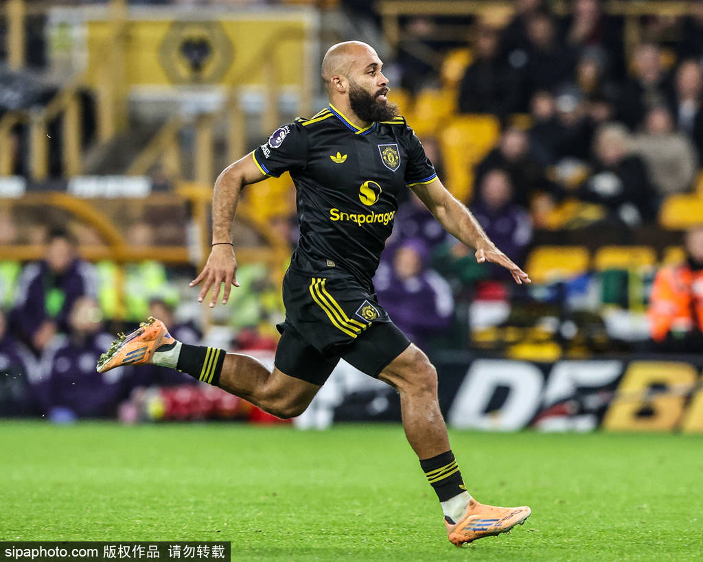 申请皇冠信用網代理
_英超-B费双响姆贝莫破门芒特建功 曼联4-1狼队升至第六