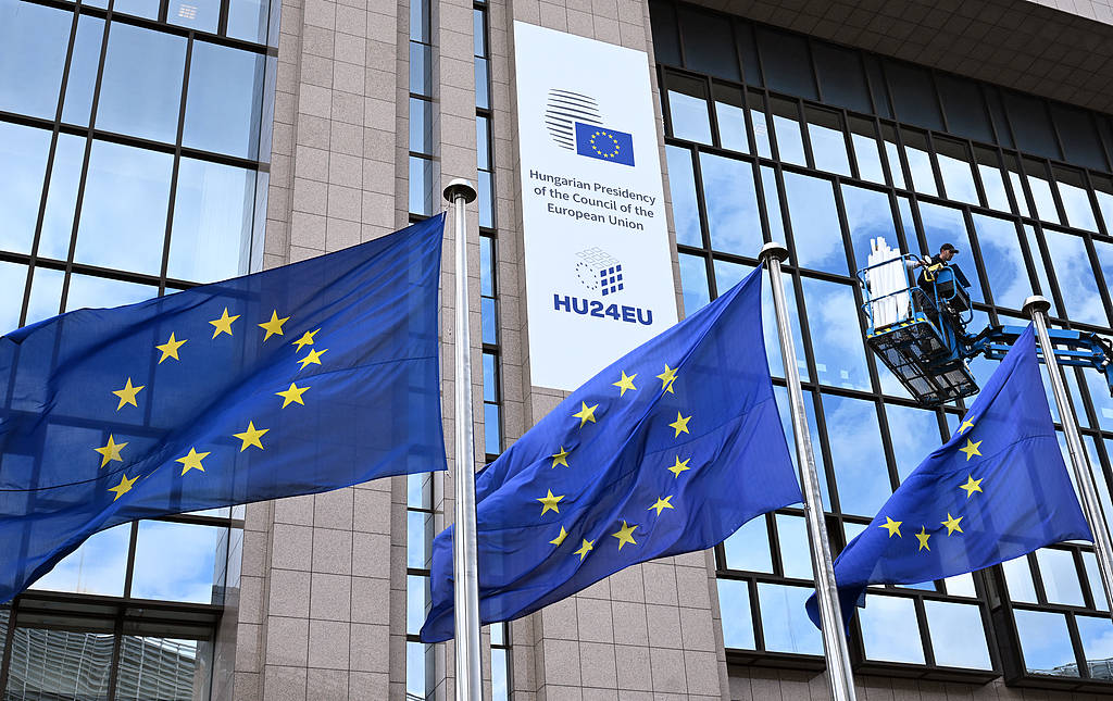 皇冠信用網在线开户
_欧盟要劫掠俄罗斯海外资产皇冠信用網在线开户
,评级机构对欧洲清算银行动刀子,被列为负面观察名单!