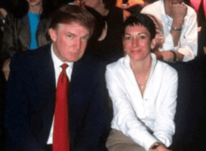 皇冠信用网如何申请_“这次飞行中皇冠信用网如何申请，就三个人，爱泼斯坦、特朗普、20岁女性”