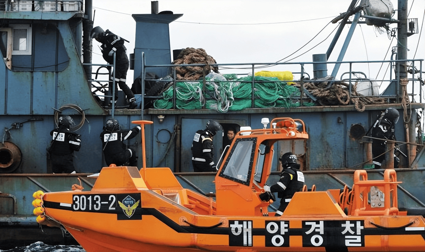 正版皇冠信用网_还没登上访华专机正版皇冠信用网，李在明先来下马威，中方接到通知，韩国准备在黄海抓人？