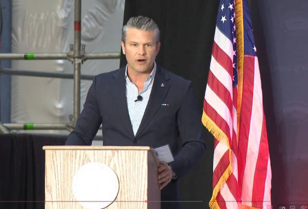 皇冠信用网怎么申请_美防长：我们忙着当世界警察皇冠信用网怎么申请，看看中国在干啥