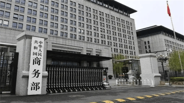 体育皇冠信用网_高市早苗亲手断了自己的后路!中国两柄大锤落下体育皇冠信用网,美早已无力相救