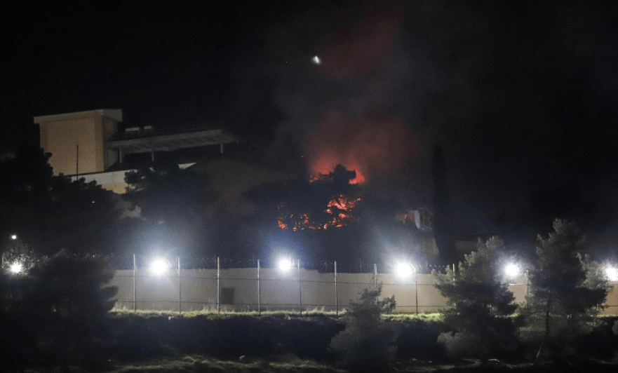 怎么申请皇冠信用网
_地面战在即怎么申请皇冠信用网
?数千名伊拉克库尔德武装进攻伊朗