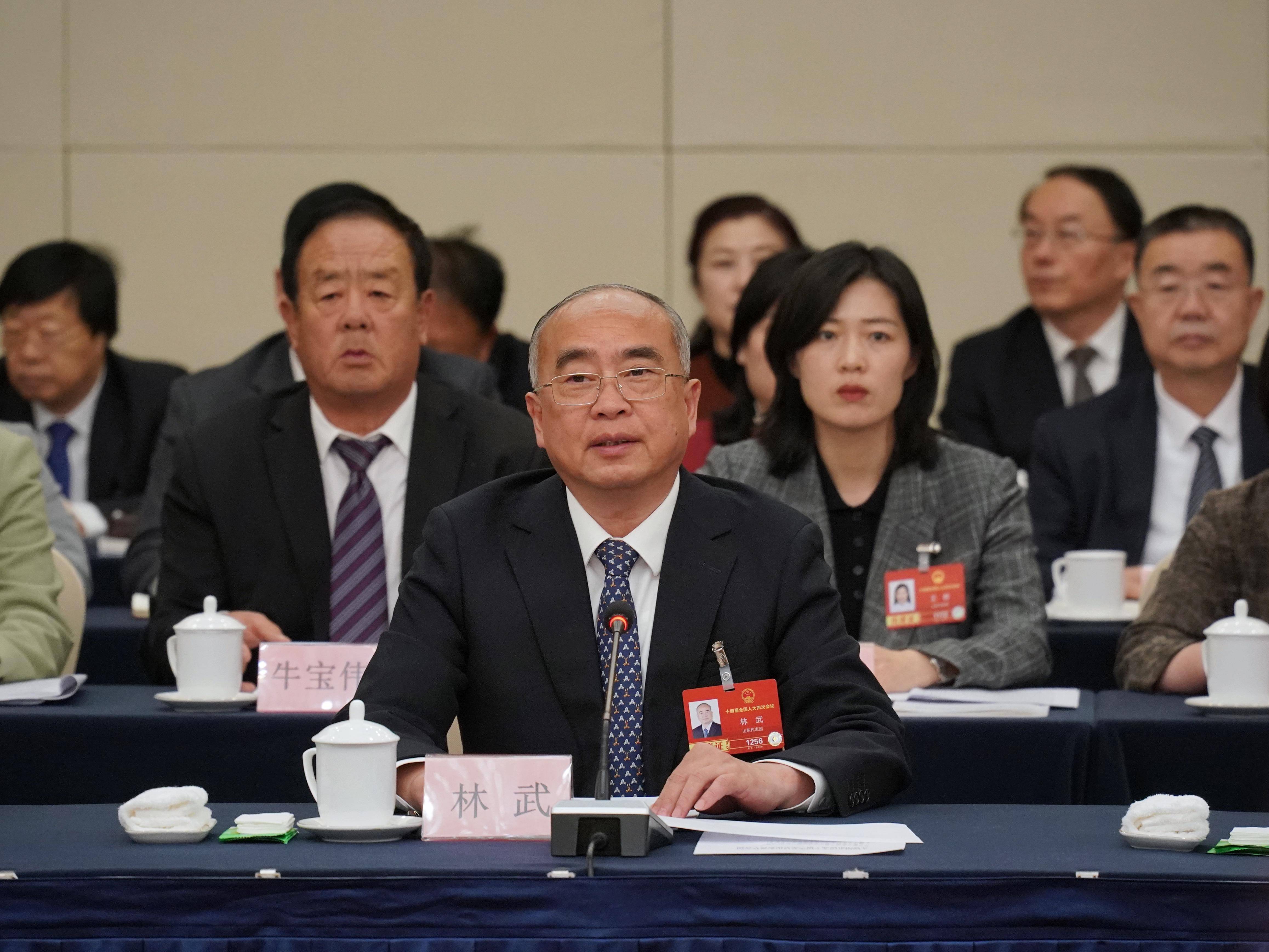 皇冠信用网出租
_山东省委书记林武:将以真金白银投入激发群众消费需求