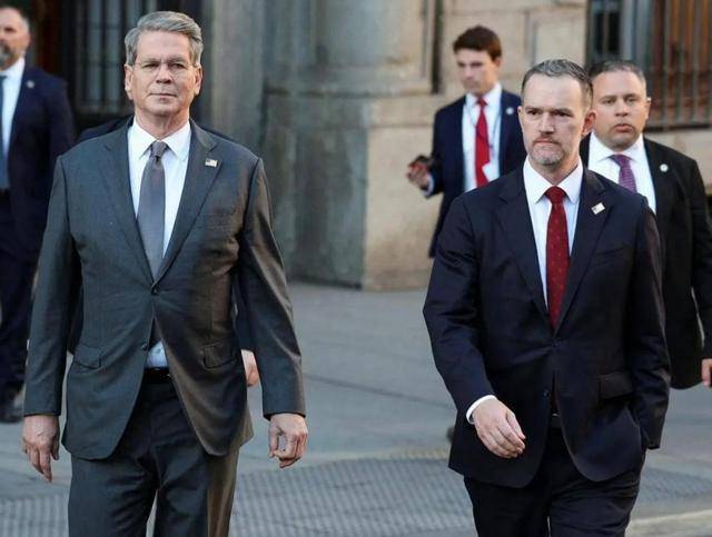 皇冠信用盘登2代理
_特朗普挑了个中国擅长的领域皇冠信用盘登2代理
,对华下了新的“战书”?美方启动贸易调查,背景颇微妙