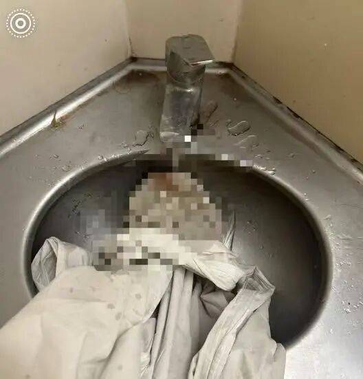 外围买球app十大平台
_女子火车上突来月经弄脏卧铺床单外围买球app十大平台
,列车员要求清洗或赔偿180元,12306客服回应